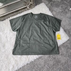 Wink Scrub Top Women Classic Fit. Size 3XL. New.